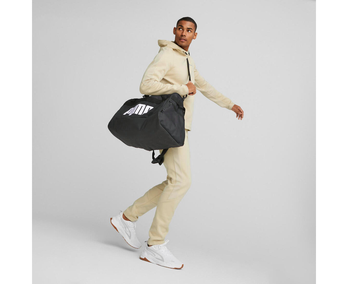 58L Challenger Medium Duffle Bag - Black